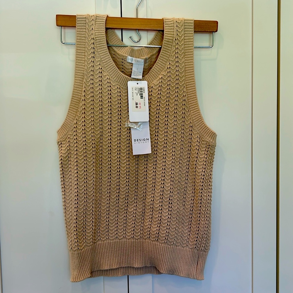 Design History Sweater/Texture Tank